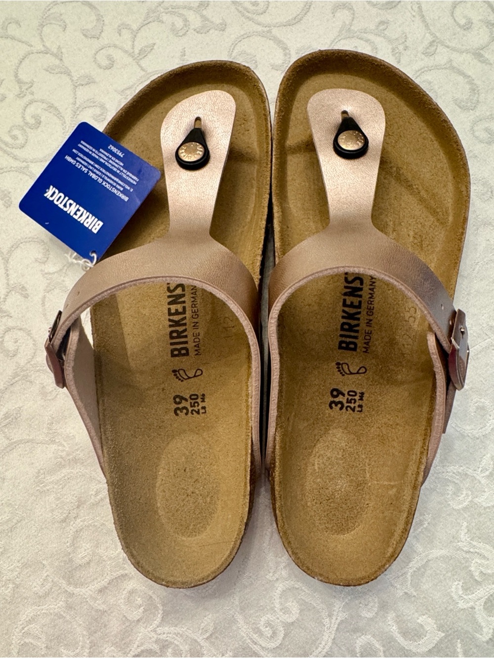 Birkenstock Gizeh Sandal – Birko-Flor Copper – Women’s, EU 39, US 8, Regular Fit - Picture 7 of 11